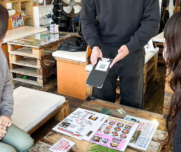 人件費10%削減を実現!モバイルオーダー導入で見えた運営コスト削減の秘訣