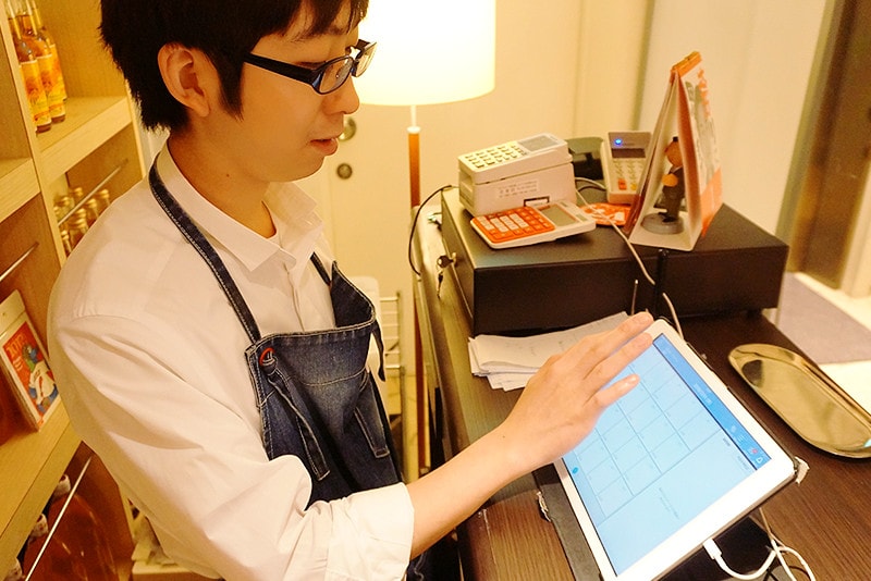 誰でも使えるレジだから人材を有効活用できます