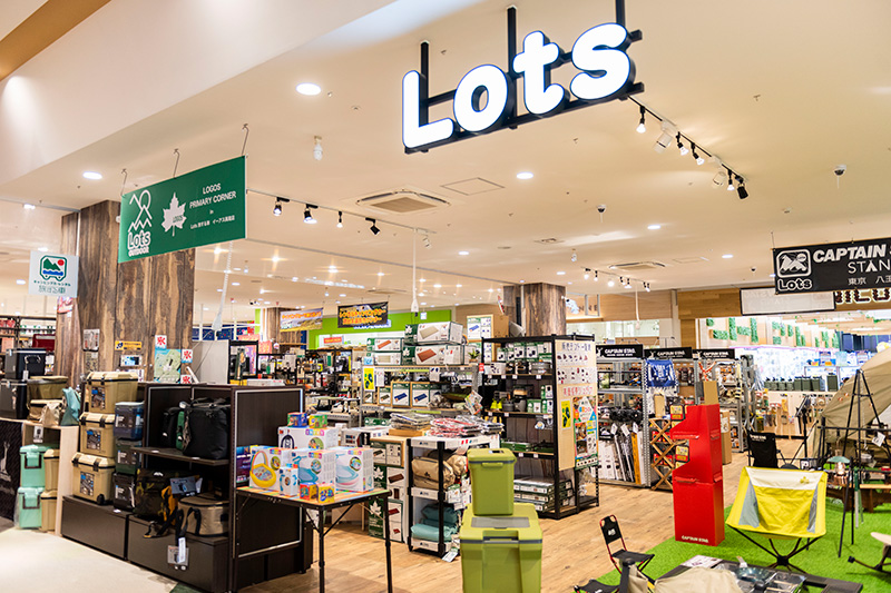 Lots旅する車 イーアス高尾店