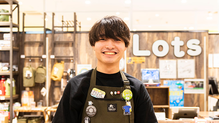Lots旅する車 イーアス高尾店 導入事例