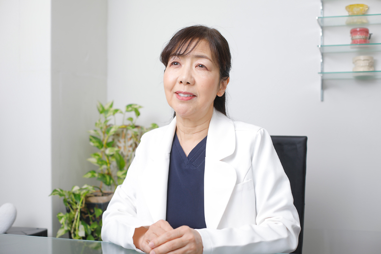 Happy Smile Factory 松原矯正歯科クリニック様の導入事例-(2)