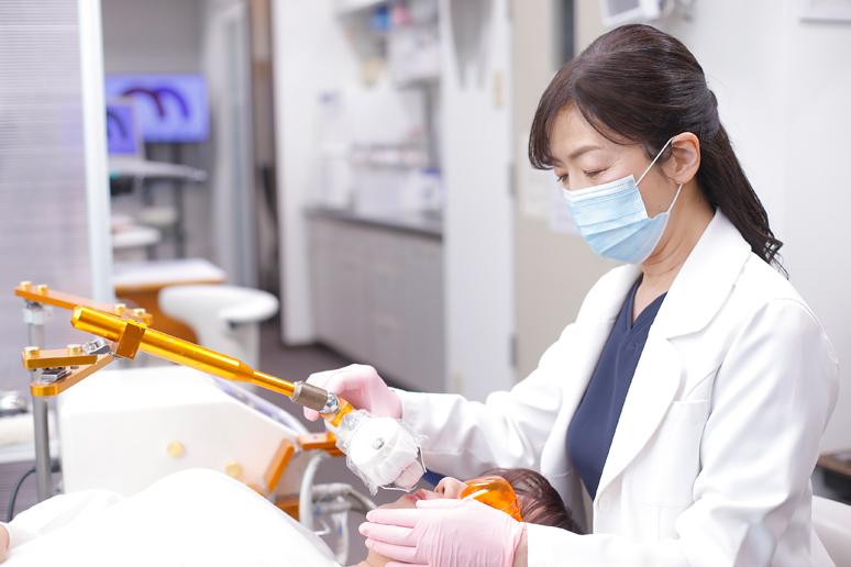 Happy Smile Factory 松原矯正歯科クリニック様の導入事例-(4)