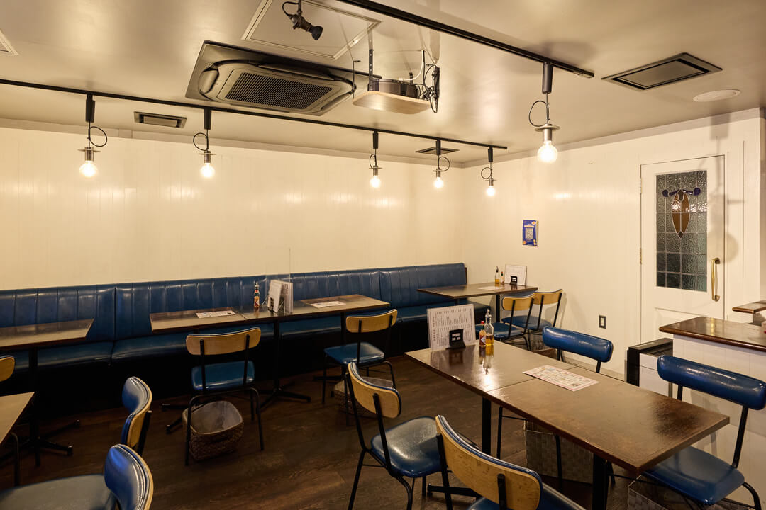 『Airシフト』をはじめとする一連の業務支援サービス「Air ビジネスツールズ」を導入。経費が約半分になり連携による業務の効率化でより良い店作りが叶う