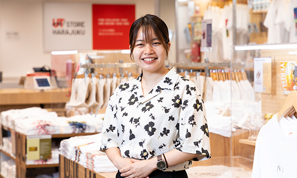 写真：ユニクロ 原宿店様のスタッフ