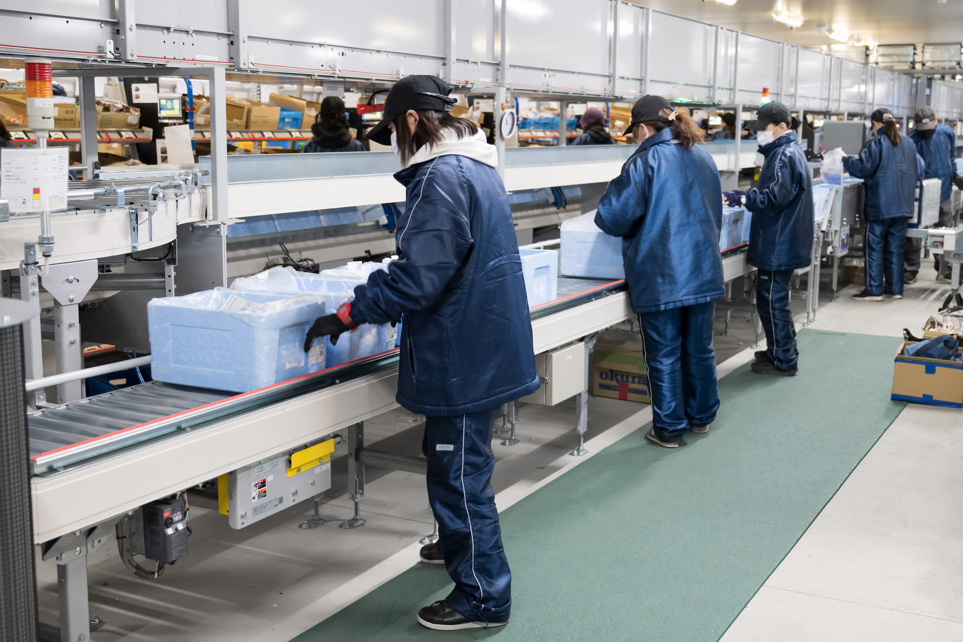 労務チームの業務風景